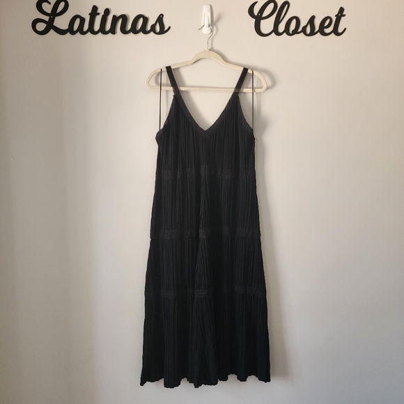 Zara‎ Black Lace Trim Tiered Pleated Knit Maxi Dress Size Medium NWT - Picture 8 of 13